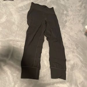 Lululemon Cropped Joggers